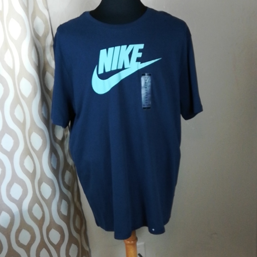 Nike XXL navy logo men tee